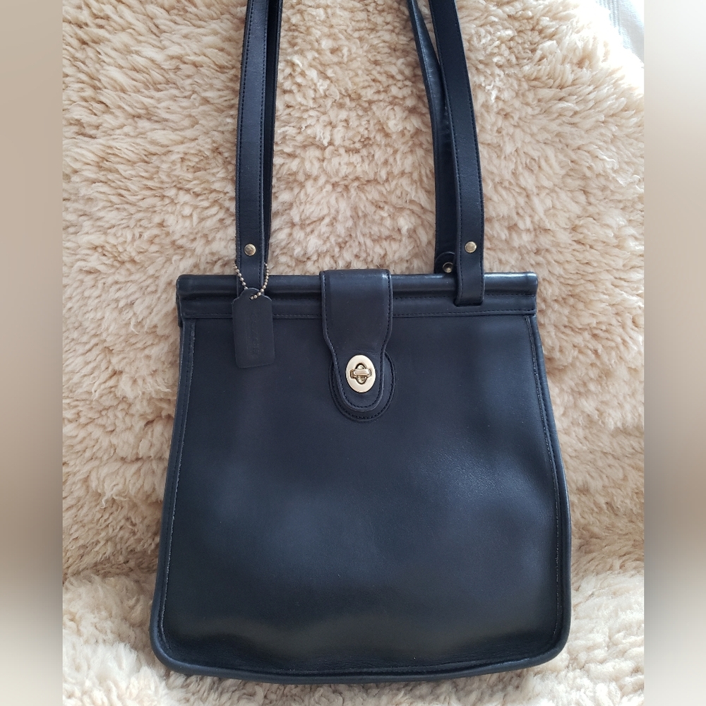 Vintage 90’s Coach Weston Shopper Black Shoulder Bag Leather